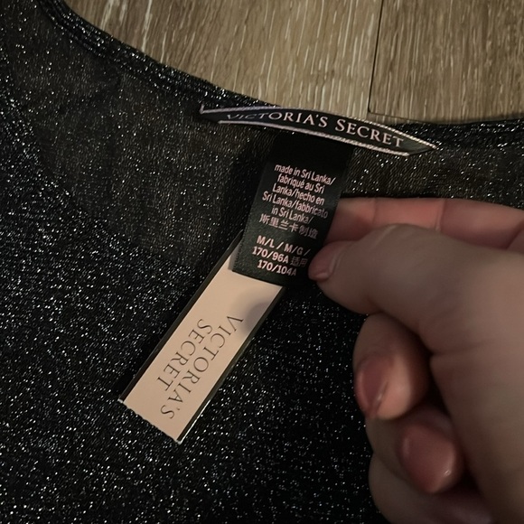 NWT Victoria’s Secret Black Sparkle Top - Picture 2 of 5